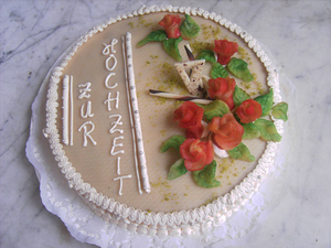 Einfache Hochzeitstorte&hellip;