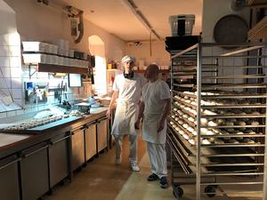 Erzgebirgskrimi: Dreharbeiten in der Backstube&hellip;